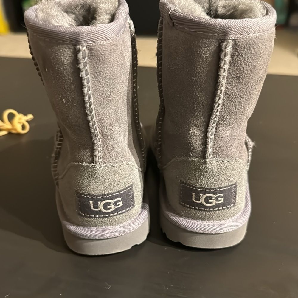 Classic II Boot Ugg - Picture 3 of 5